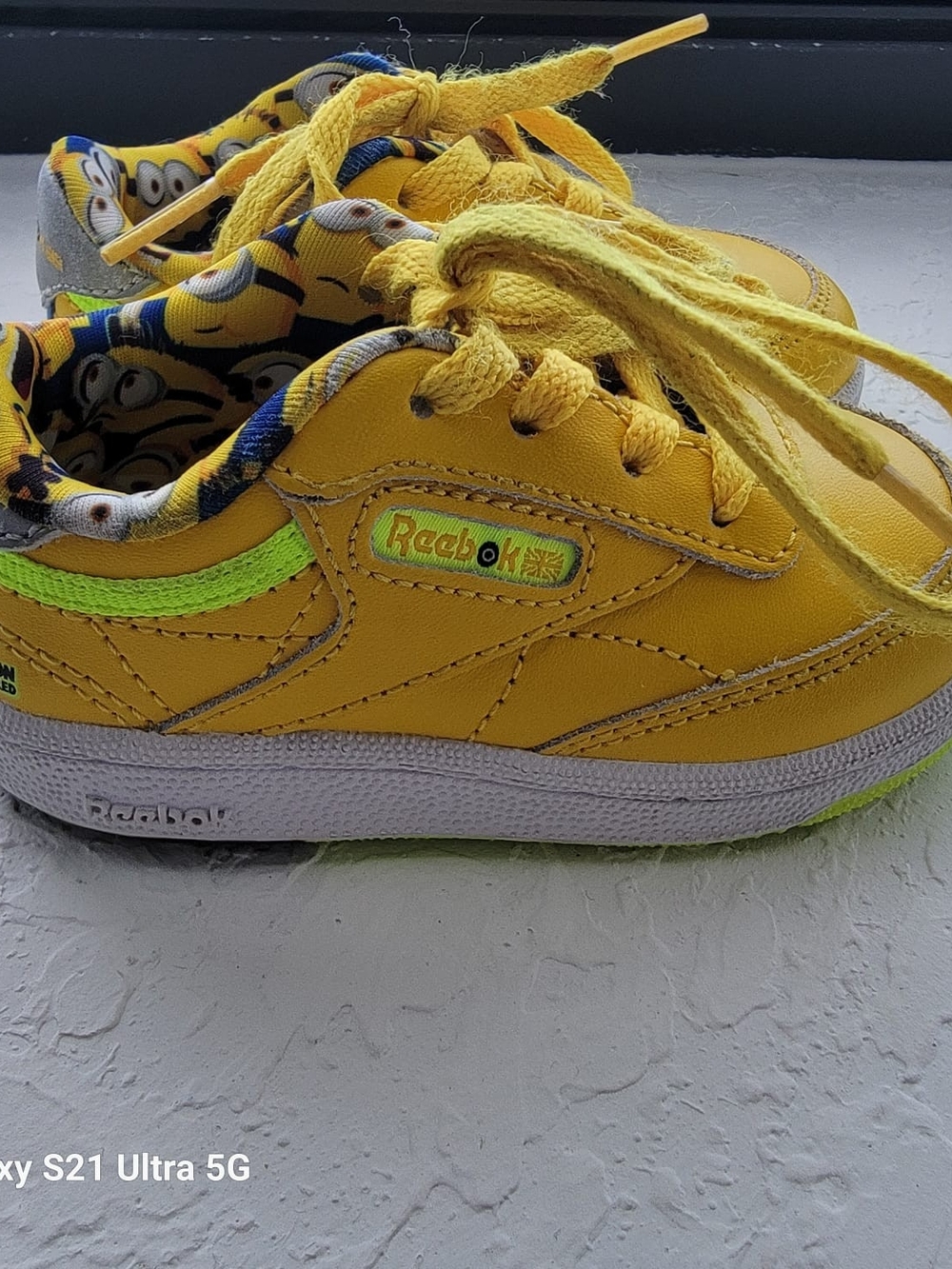 Minions Reebok Sneakers - Picture 6 of 7